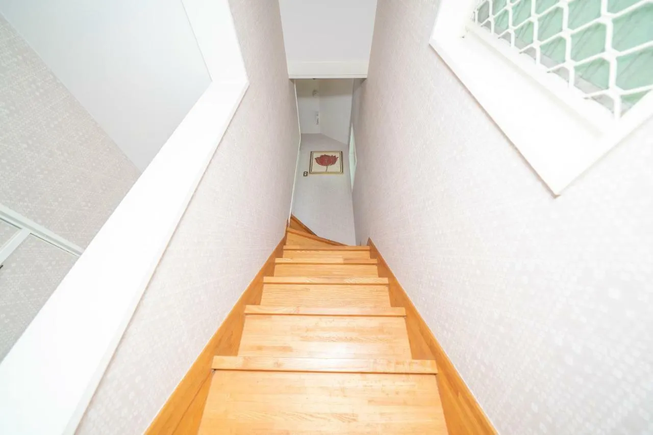 K&K Jujo House Apartment Tokyo Japan